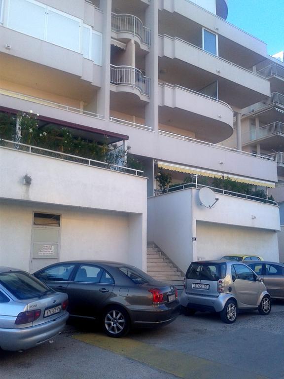 Apartment Radosevac Beach Split Buitenkant foto